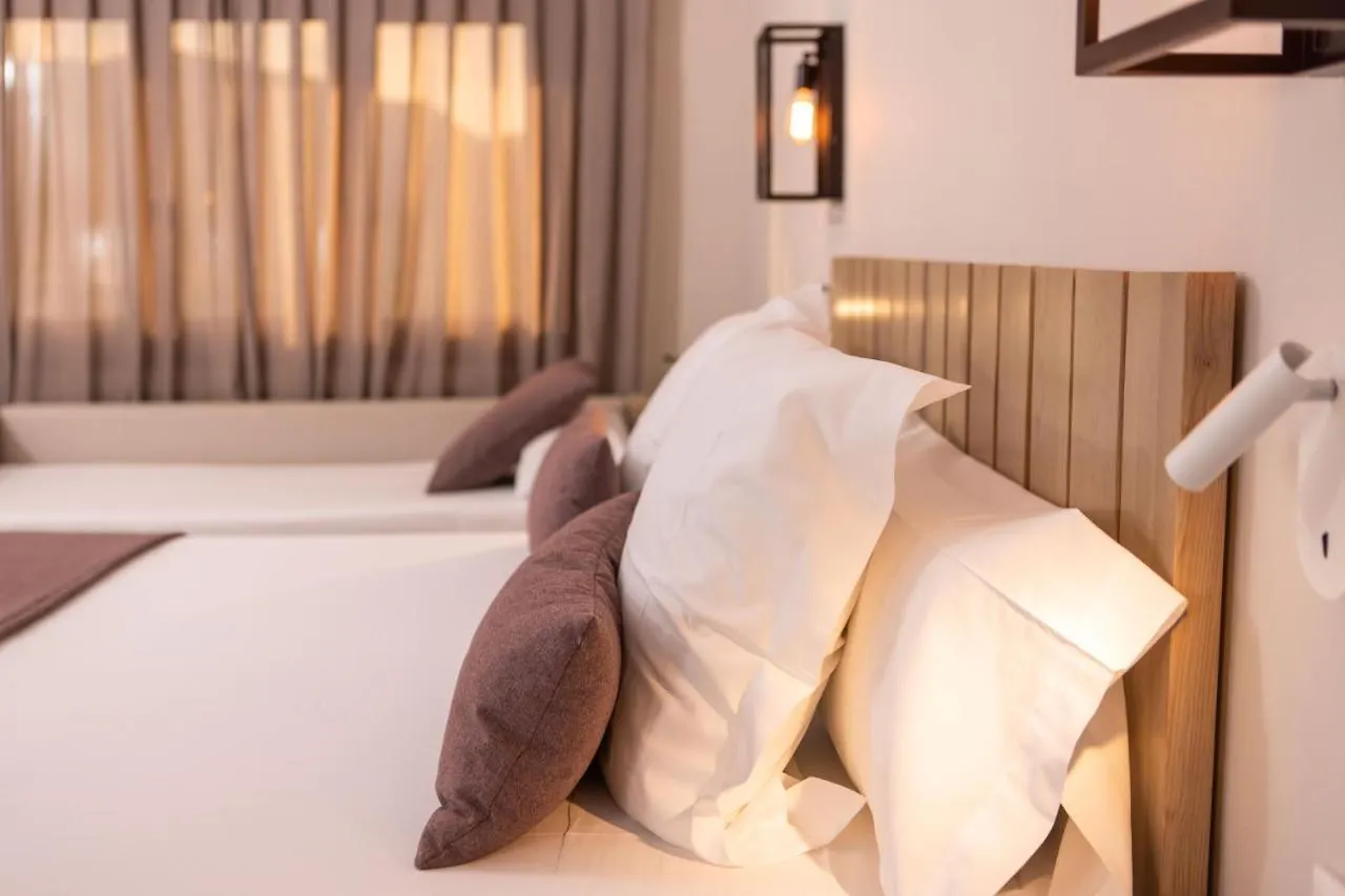 Rvhotels Broquetas Spa Termal Caldes De Montbui Spain