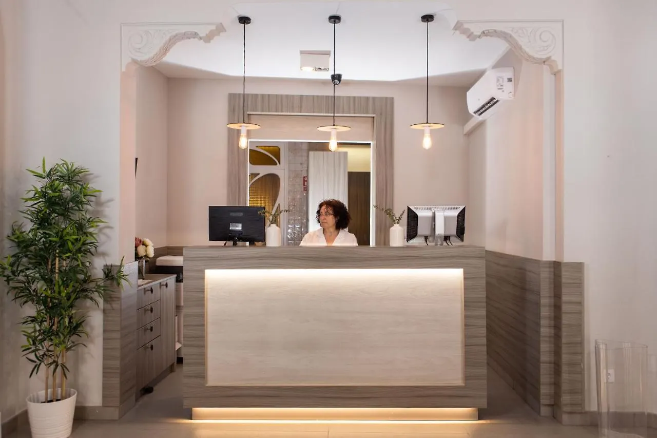 Rvhotels Broquetas Spa Termal Caldes De Montbui 3*,  España
