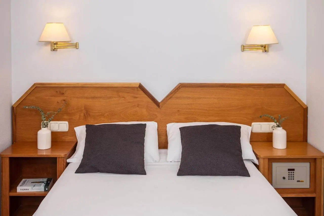 Rvhotels Broquetas Spa Termal Caldes De Montbui 3*,