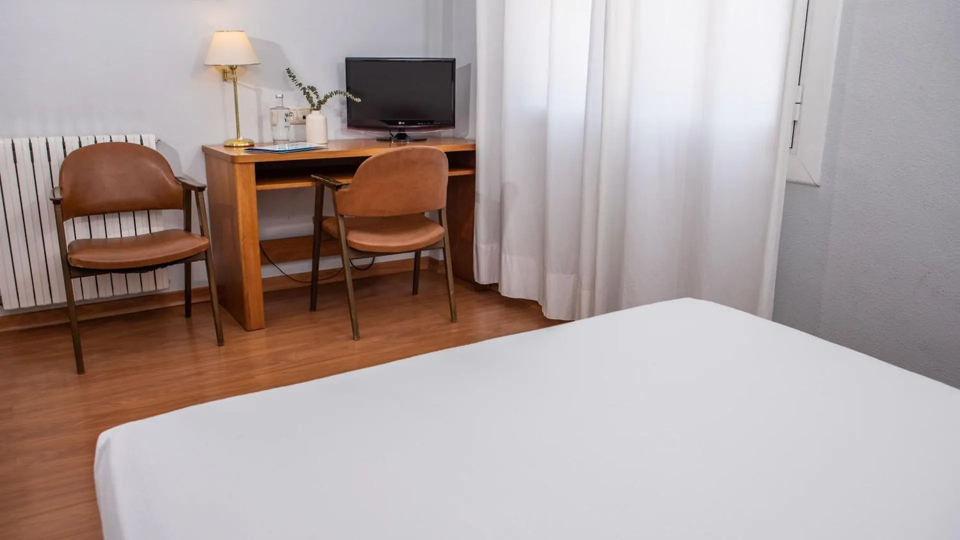 Hotel Rvhotels Broquetas Spa Termal Caldes De Montbui